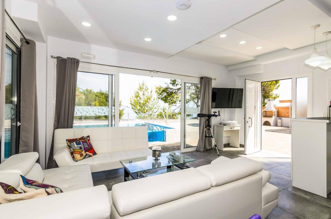 Amare La Vita Villa By Solmar Villas พลานอส ภายนอก รูปภาพ